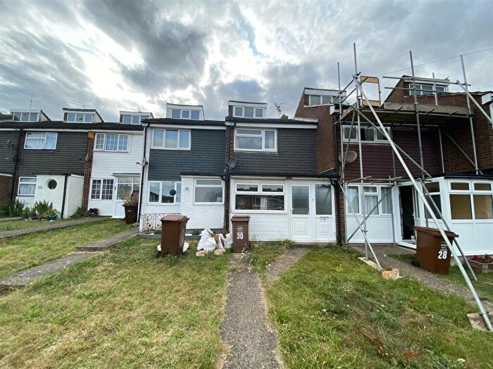 2 Bedroom Terraced House To Rent In Uplands Close, Rochester, ME2