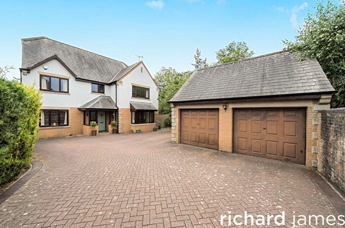5 Bedroom Detached House For Sale In Gartons Road, Middleleaze, Swindon, SN5