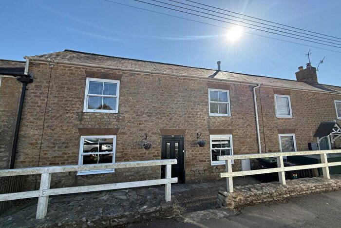 2 Bedroom Terraced House For Sale In Beaminster, DT8