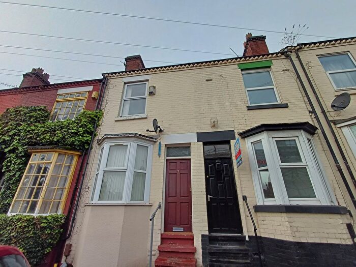 2 Bedroom Property To Rent In Floyd Street, Stoke-On-Trent, ST4