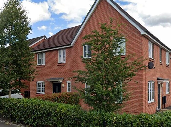 3 Bedroom Semi-Detached House To Rent In Derby Road, Salford, Greater Manchester, M6