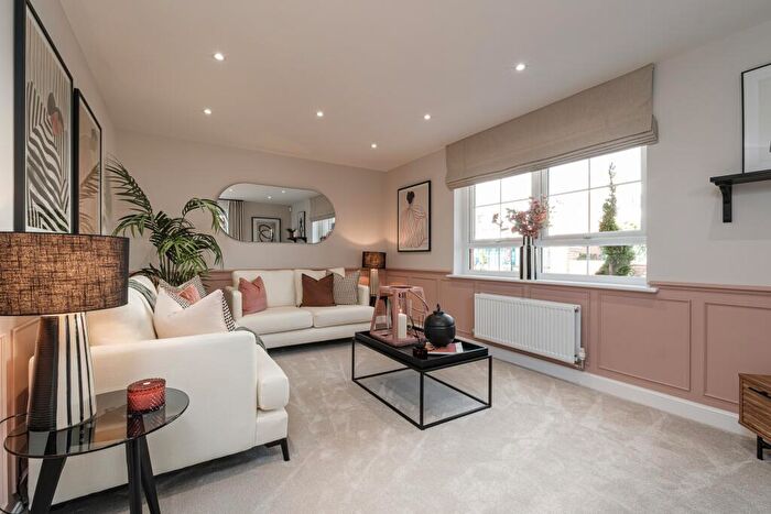 3 Bedroom End Of Terrace House For Sale In Trentham, Stoke-On-Trent, ST4