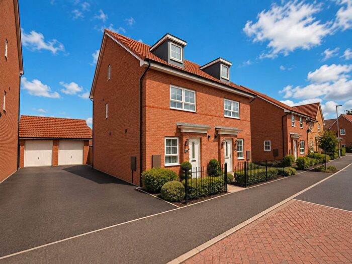 3 Bedroom Detached House For Sale In Caesar Road, Lincoln, LN6