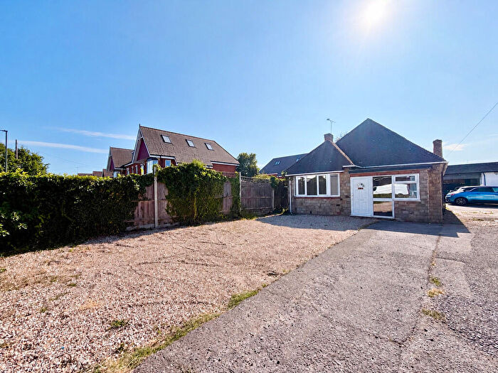 5 Bedroom Detached Bungalow For Sale In Mytchett Road Mytchett, Surrey, GU16
