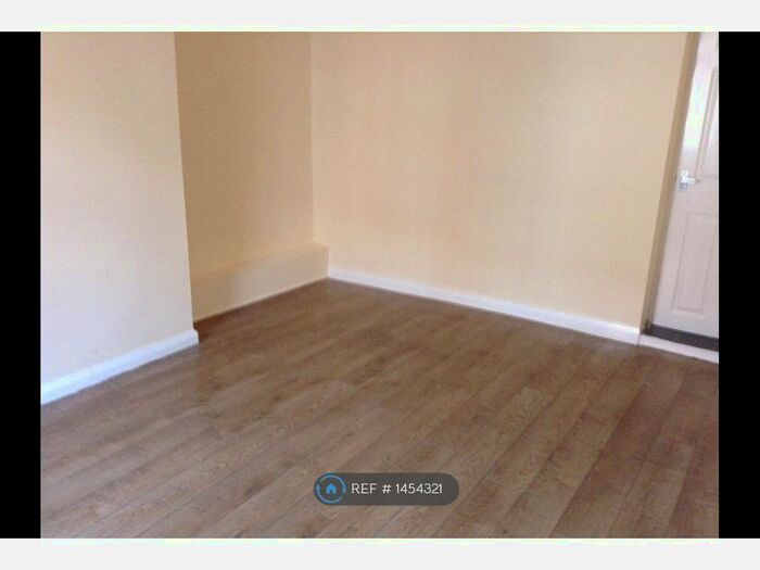 2 Bedroom Flat To Rent In Riversdale Terrace, Sunderland, SR2