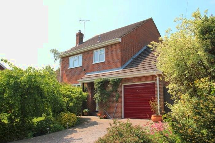 4 Bedroom Detached House To Rent In Dorothy Avenue, Cranbrook, Kent, TN17