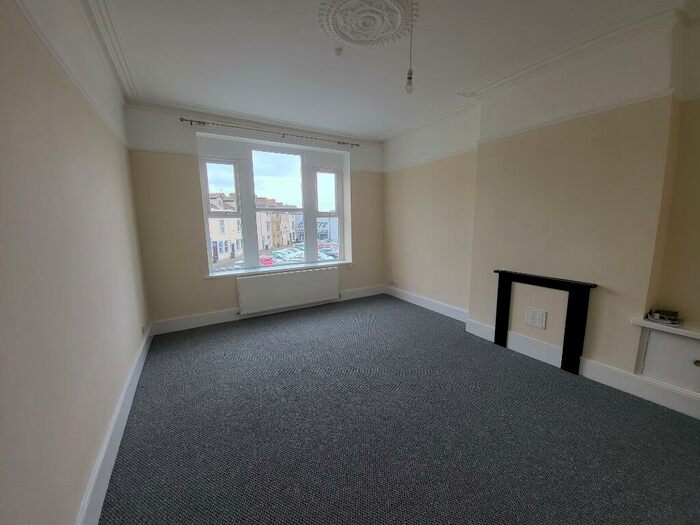 2 Bedroom Flat To Rent In Fisher Street, Workington, CA14