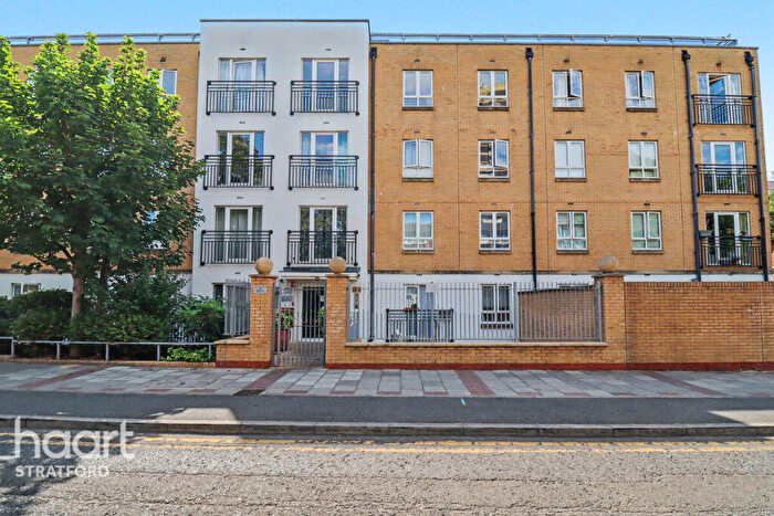 2 Bedroom Apartment For Sale In Windmill Lane, London, E15