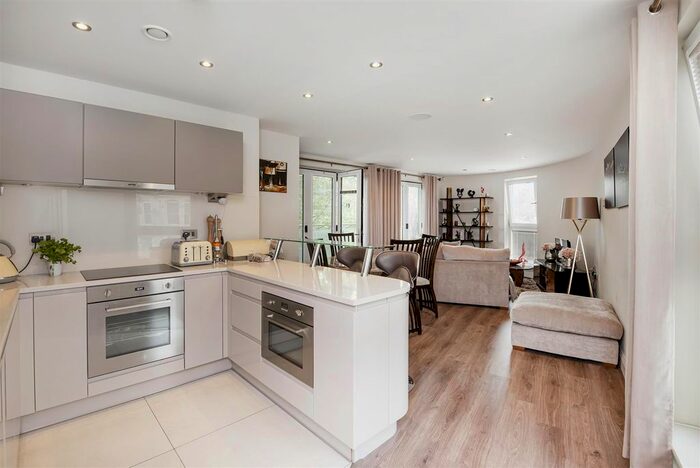 2 Bedroom Flat To Rent In Wakeman Road, London, NW10