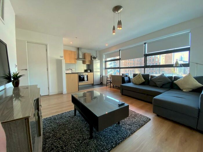 2 Bedroom Apartment To Rent In Apartments, Pickford St, MM2