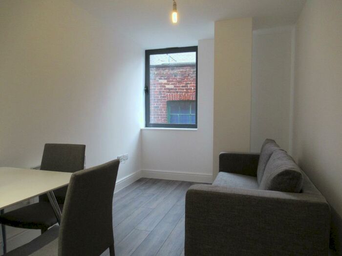 1 Bedroom Flat To Rent In Queen Street, City Centre, Sheffield, S1