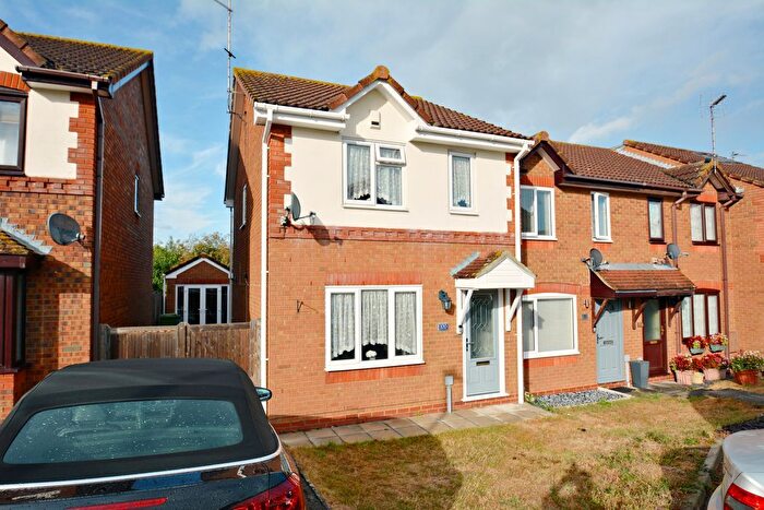 3 Bedroom Terraced House For Sale In Appleford Drive, Minster, ME12