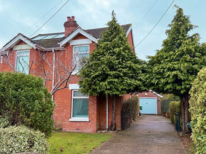 2 Bedroom House For Sale In Waltham Chase, SO32