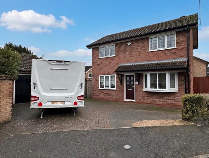 4 Bedroom Detached House For Sale In Vantage Meadow, Ecton Brook, Northampton, NN3