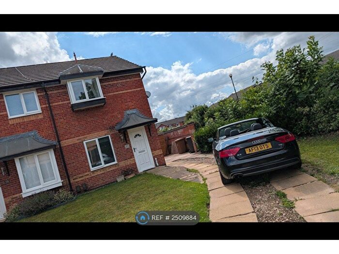 2 Bedroom End Of Terrace House To Rent In Hebrides Close, Sinfin, Derby, DE24