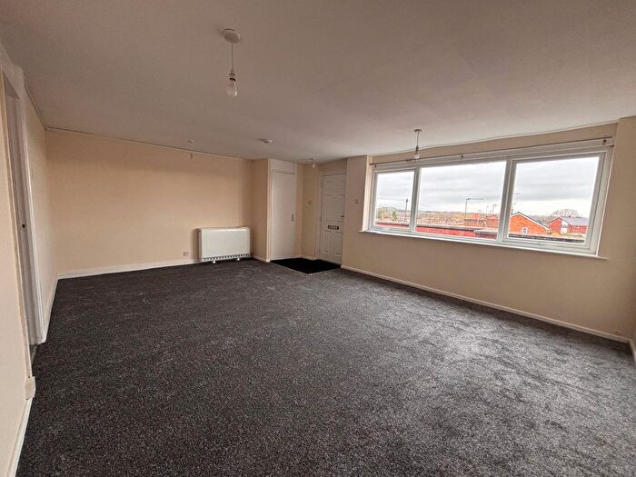 2 Bedroom Flat To Rent In Lodge Road, Rugeley, WS15