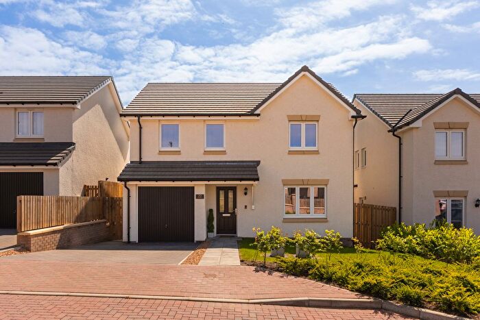 4 Bedroom Villa For Sale In Berry Way, Edinburgh, EH12