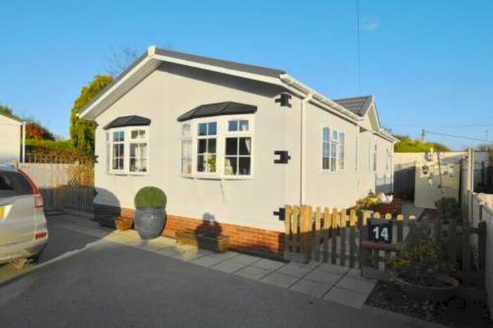 2 Bedroom Park Home Mobile Home For Sale In Knoll Residential Park, Gatemore Road, Winfrith Newburgh, Dorset, DT2