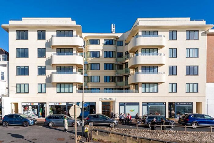 2 Bedroom Apartment To Rent In West Street, Rottingdean, BN2