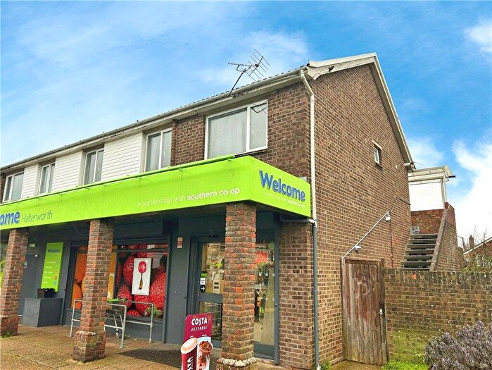 2 Bedroom Apartment To Rent In Saxon Way, Romsey, Hampshire, SO51