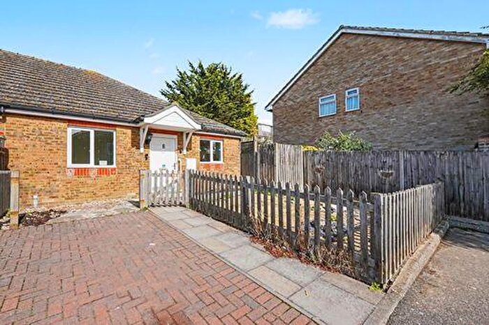 2 Bedroom Terraced Bungalow For Sale In Upper Balcomb Mews, Millmeads, Margate, CT9