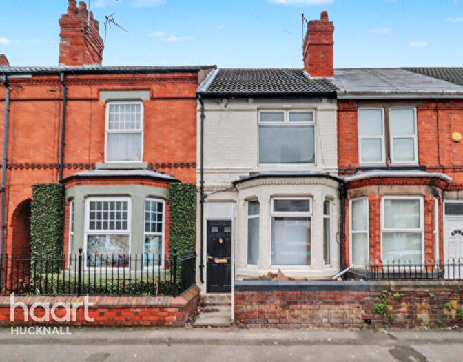 3 Bedroom Terraced House For Sale In Montague Road, Nottingham, NG15