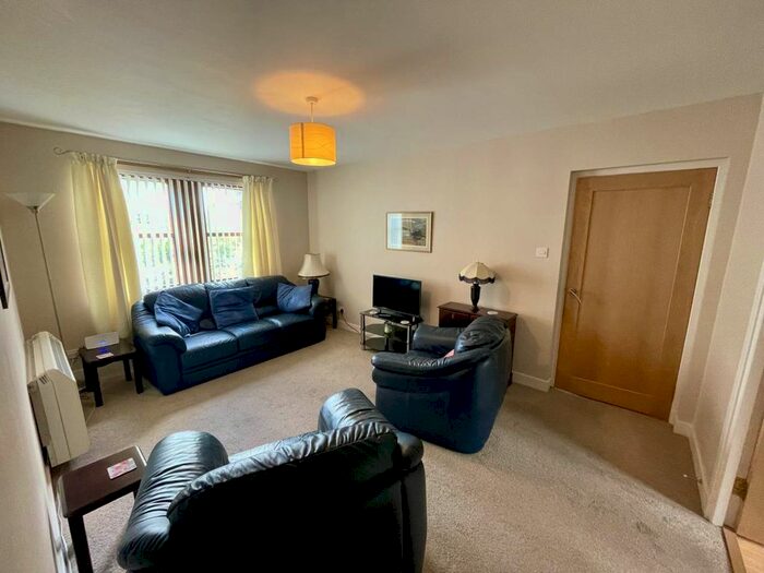 1 Bedroom Flat To Rent In Osborne Place, Dundee, DD2
