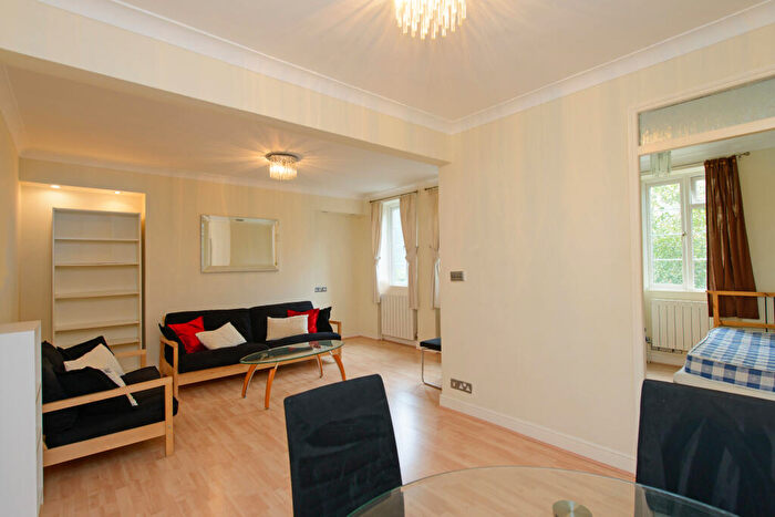 2 Bedroom Apartment To Rent In Townshend Court, Mackennal Street, St John's Wood, London, NW8