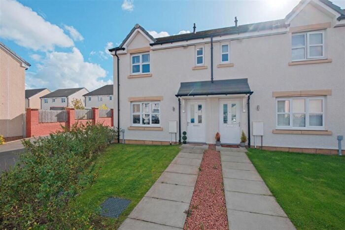 3 Bedroom End Of Terrace House For Sale In Watervole Crescent, Cambuslang, G72
