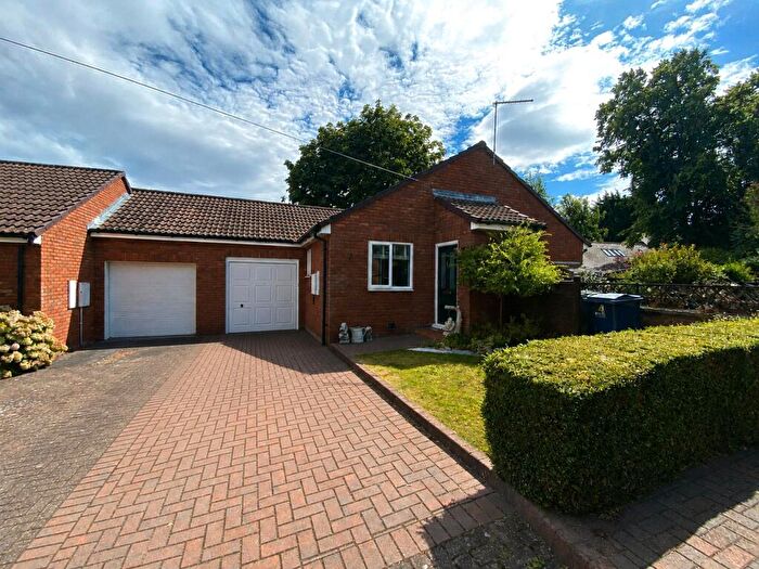 3 Bedroom Bungalow For Sale In Orchard Court, Ryton, Tyne And Wear, ., NE40