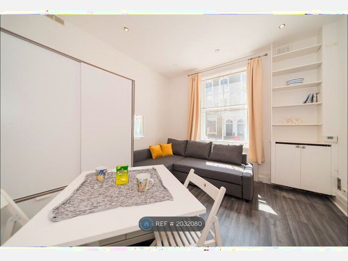 Studio To Rent In Ifield, London, SW10