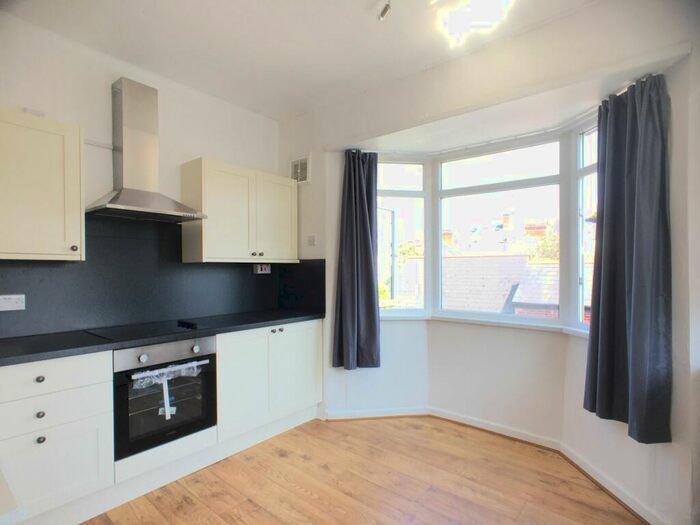 Studio To Rent In Plasturton Avenue, Cardiff, CF11