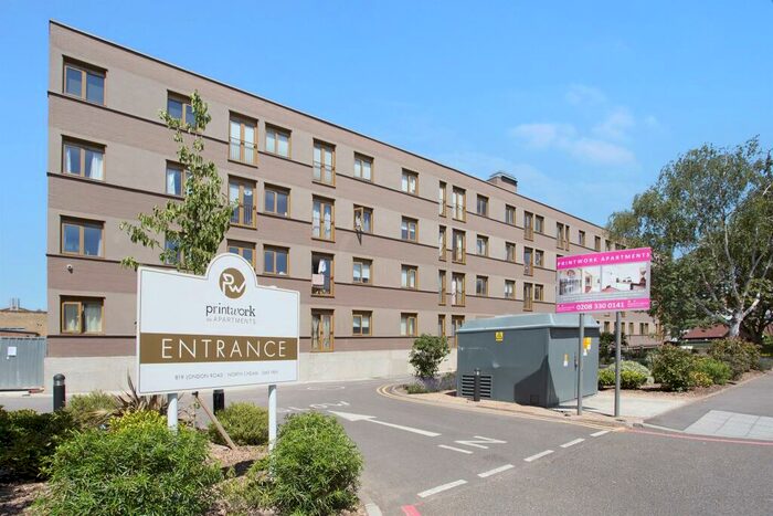 1 Bedroom Apartment To Rent In London Road, SM3