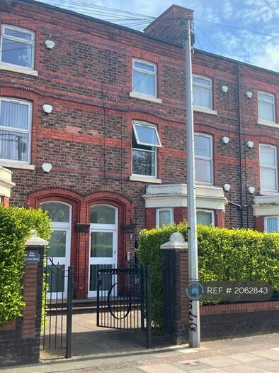 2 Bedroom Flat To Rent In Elm House, Liverpool, L22