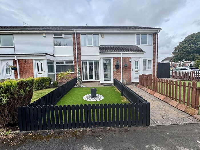 2 Bedroom Terraced House For Sale In Talbot Close, Glebe, Washington, NE38