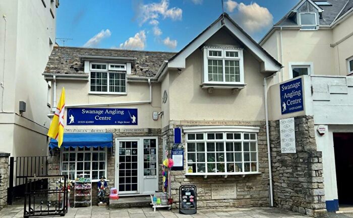 2 Bedroom Commercial Property For Sale In Flat And Shop, High Street, BH19