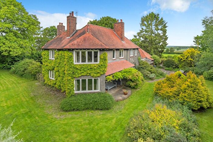 4 Bedroom Detached House For Sale In Boroughbridge Road, Brafferton, York, YO61