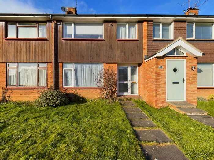 3 Bedroom Terraced House To Rent In Meadow Walk, Penn, HP10