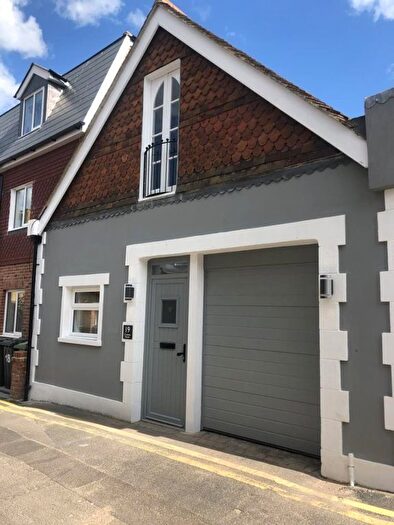 2 Bedroom Property To Rent In Lushington Lane, Eastbourne, BN21