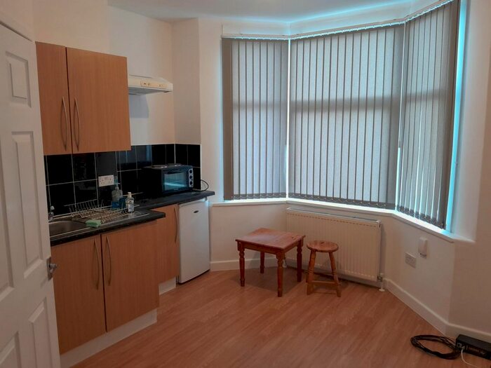 Studio To Rent In Whitburn Road, Hyde Park, Doncaster, DN1