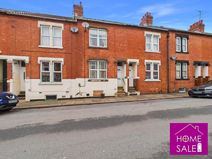 2 Bedroom Terraced House For Sale In Stanhope Road, Queens Park, NN2