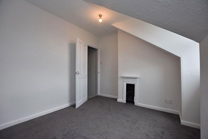 4 Bedroom Terraced House To Rent In Drayton Street, Nottingham, NG5