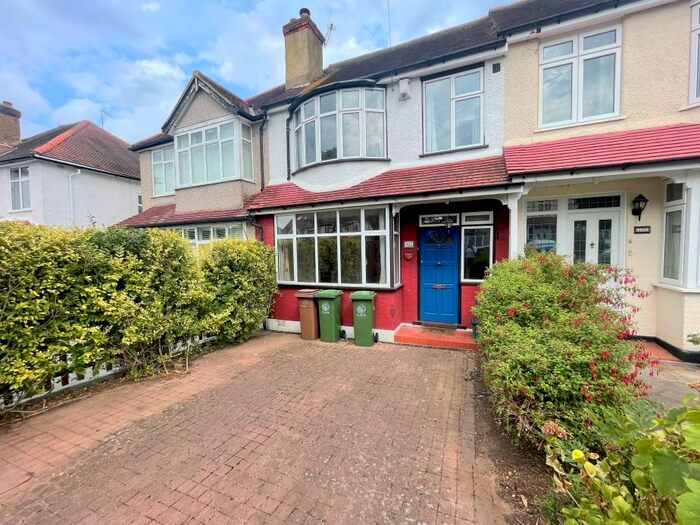 3 Bedroom Terraced House To Rent In Bridgewood Road, Worcester Park, KT4