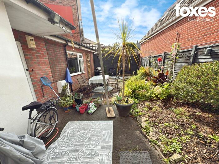1 Bedroom Semi-Detached House To Rent In Flat, The Crescent, BH1