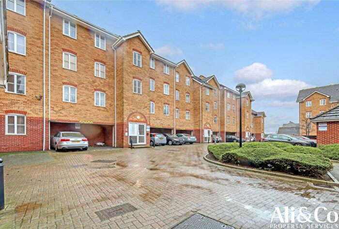 1 Bedroom Apartment To Rent In Timber Court, Grays, RM17