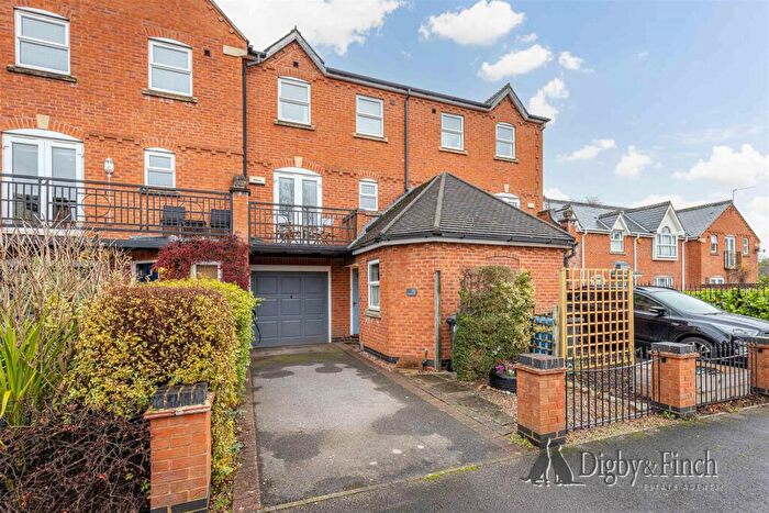 3 Bedroom Terraced House For Sale In Shaftesbury Avenue, Radcliffe-On-Trent, Nottingham, NG12