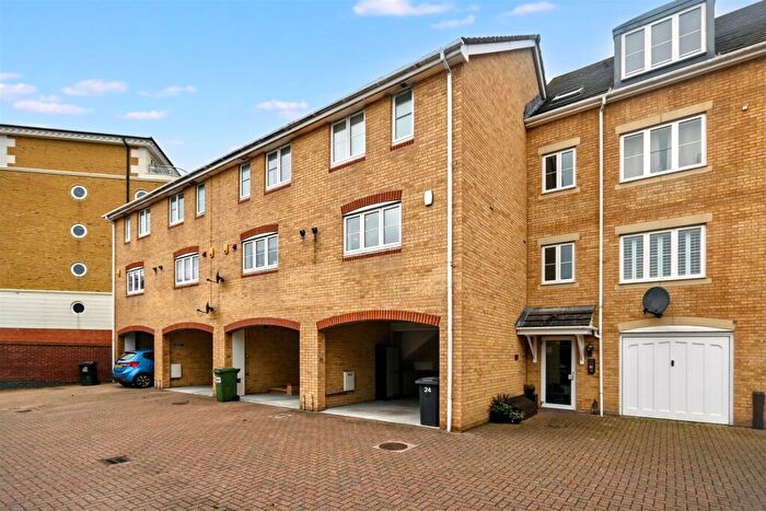 3 Bedroom Town House For Sale In Phoenix Drive, Eastbourne, BN23