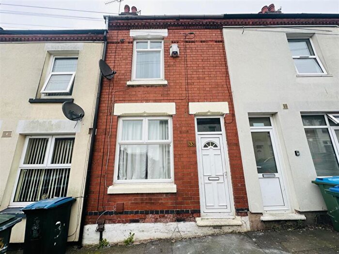 2 Bedroom Terraced House For Sale In Alfred Road, Coventry * Vacant & No Upward Chain *, CV1