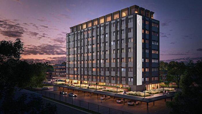 3 Bedroom Flat To Rent In Three Bedroom Birmingham Road, West Bromwich, B70