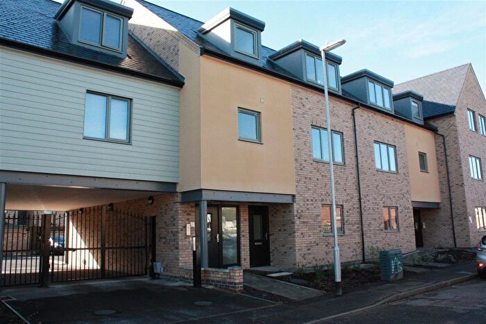 2 Bedroom Flat To Rent In Sarah Grace Court, St Ives, PE27